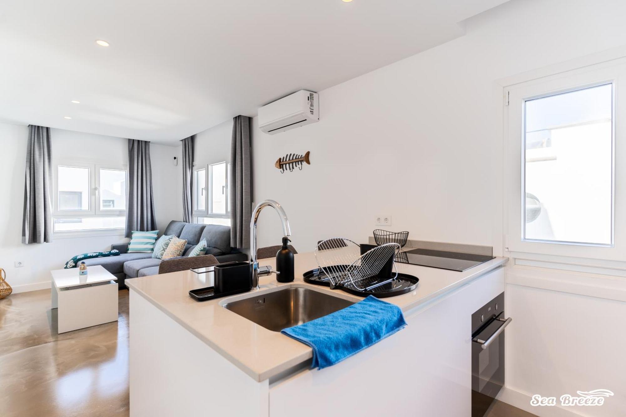 2 Apartments Sea Breeze Famara Exterior foto