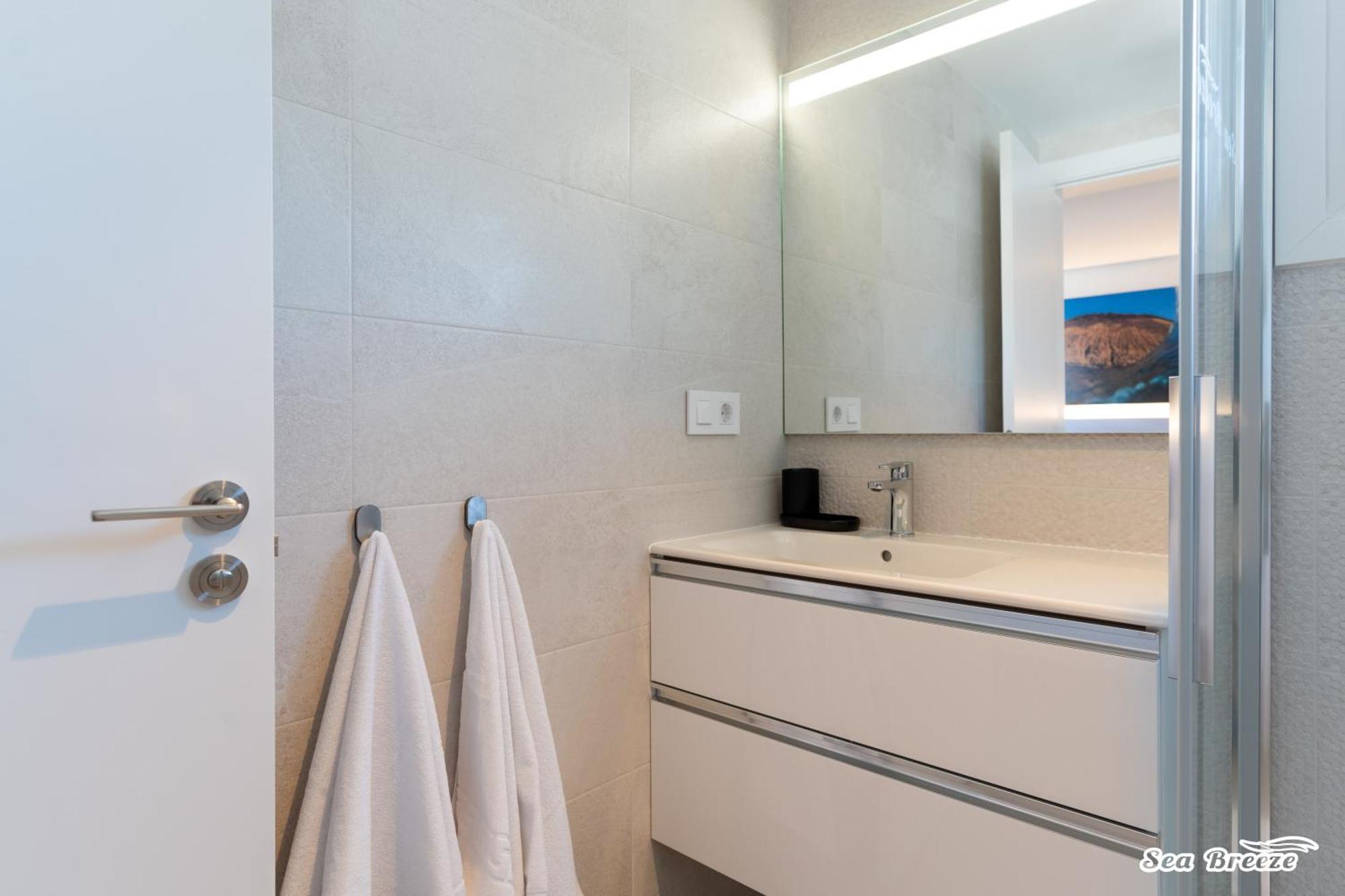 2 Apartments Sea Breeze Famara Exterior foto