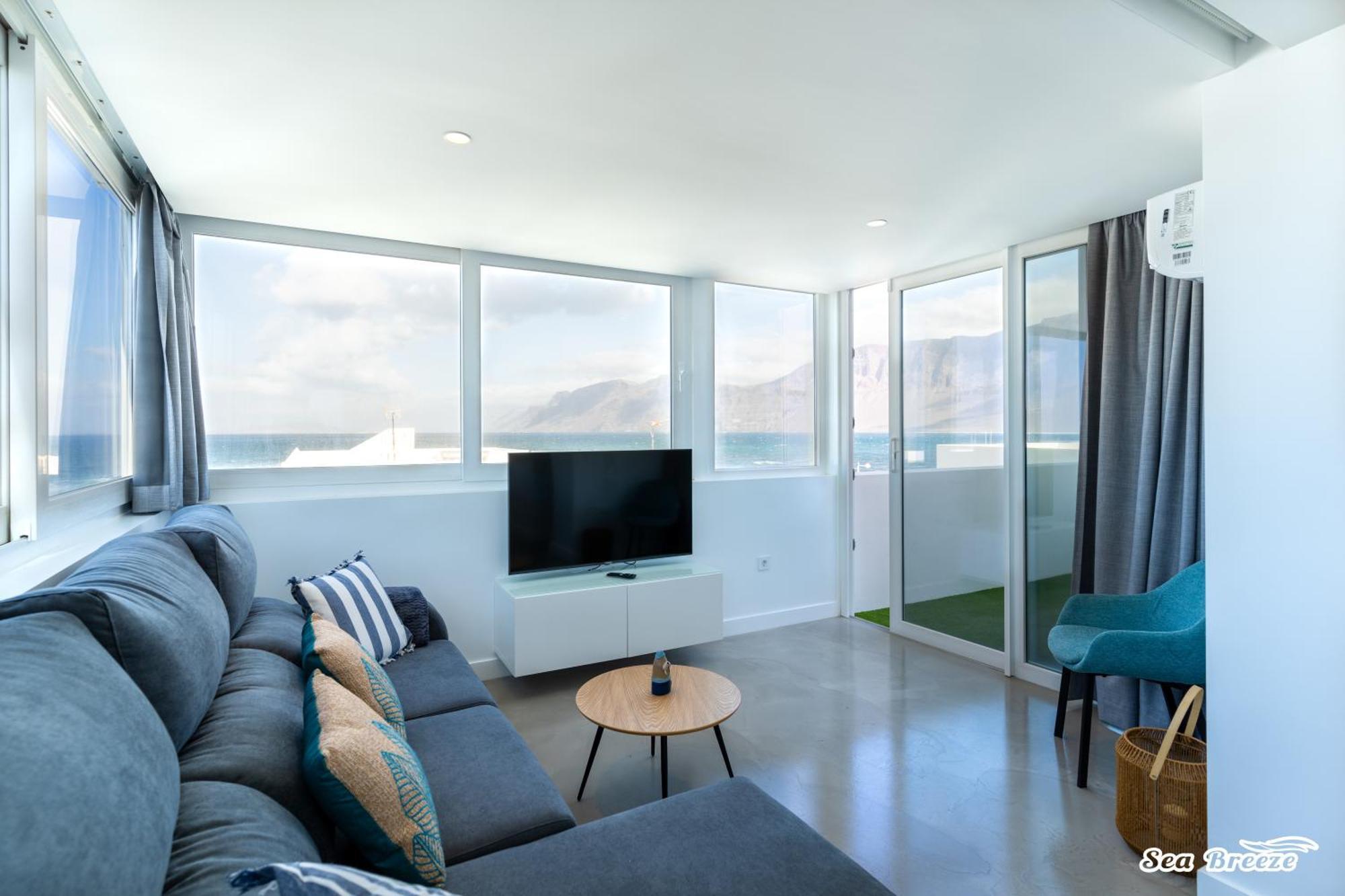 2 Apartments Sea Breeze Famara Exterior foto