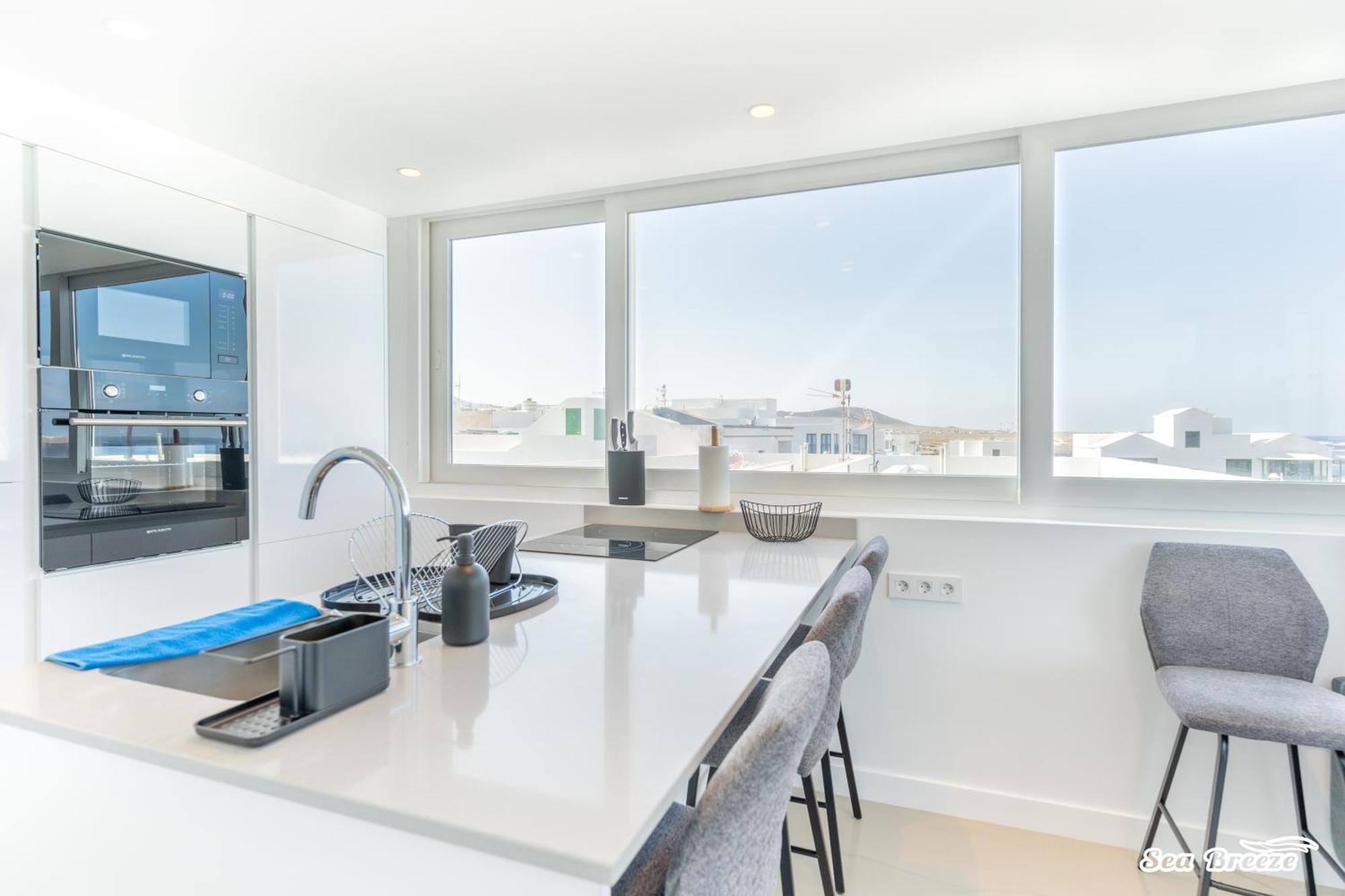 2 Apartments Sea Breeze Famara Exterior foto